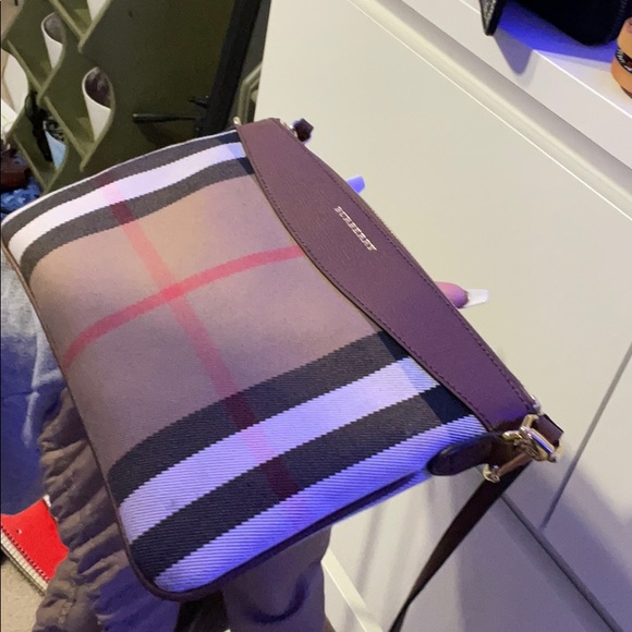 burberry bag - Picture 1 of 2